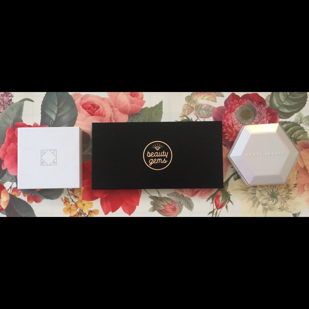 Lot of 3 highlighter/contour palettes